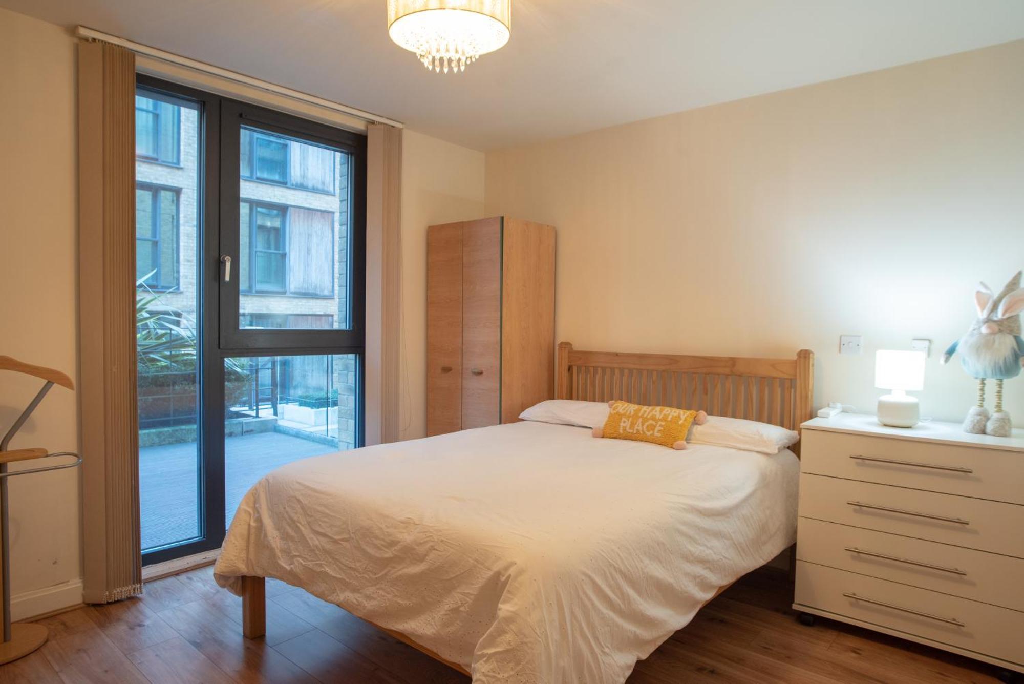 Spacious 1 Bed Apartment With Workspace, Coffee & Free Secure Parking Birmingham Exterior foto